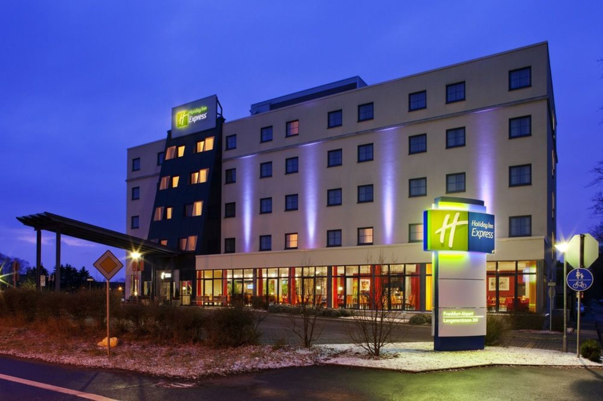 Holiday Inn Express FRANKFURT AIRPORT by IHG 2