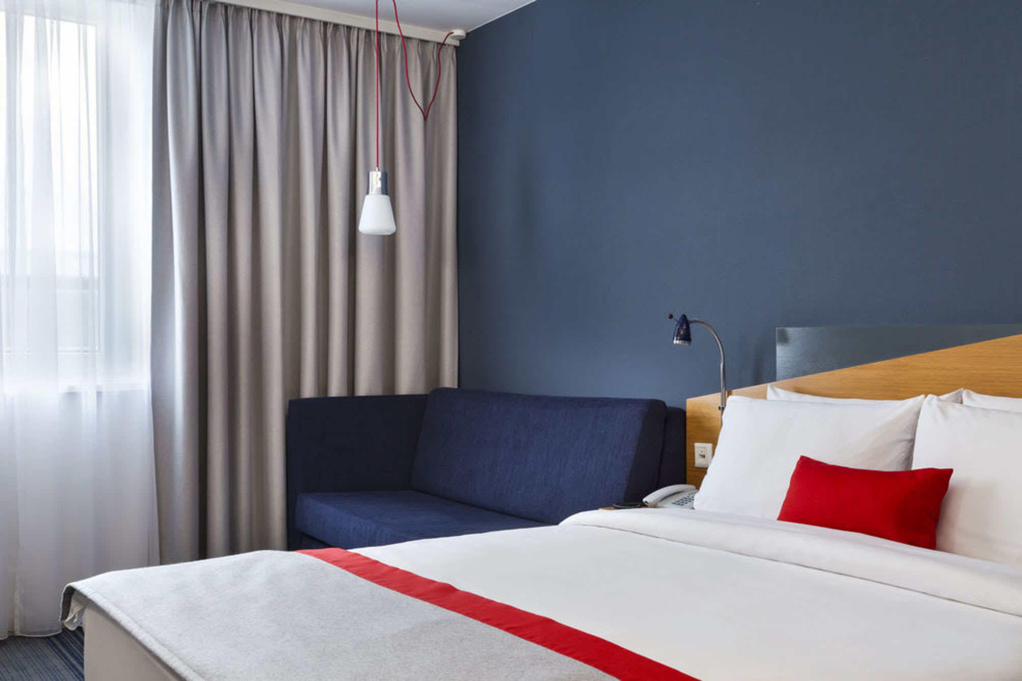 Holiday Inn Express FRANKFURT AIRPORT by IHG 1