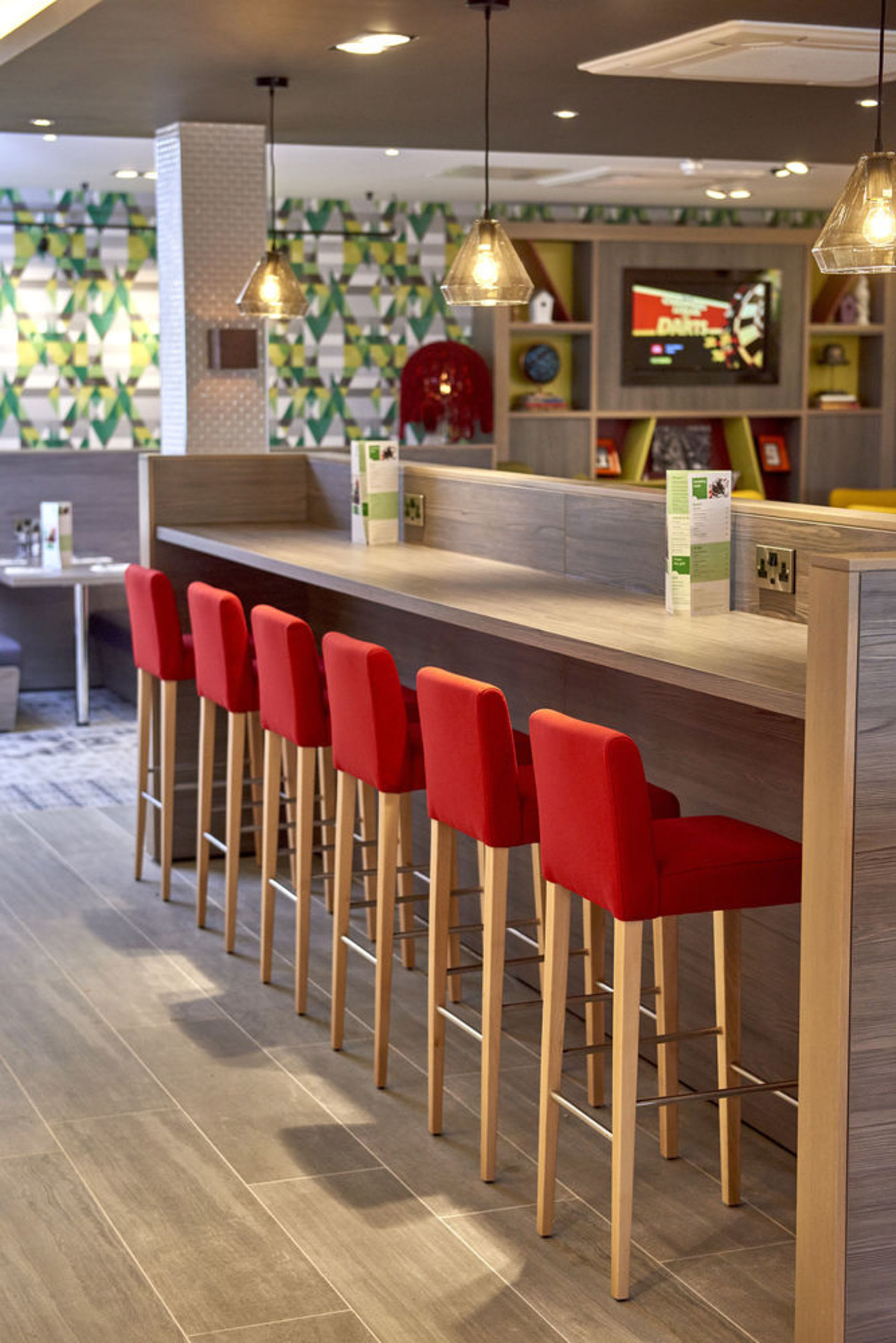 Holiday Inn NORTHAMPTON WEST M1, JCT 16 by IHG 1