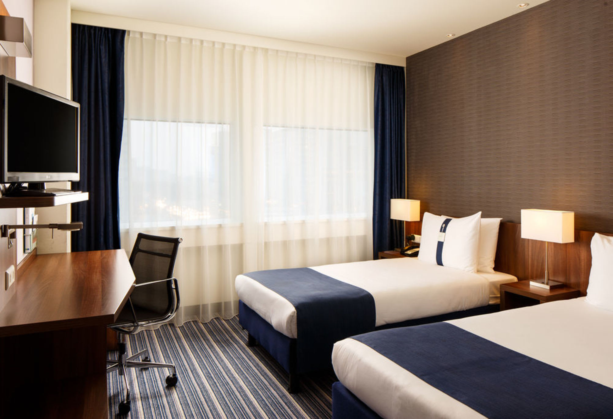 Holiday Inn Express ROTTERDAM - CENTRAL STATION by IHG 3