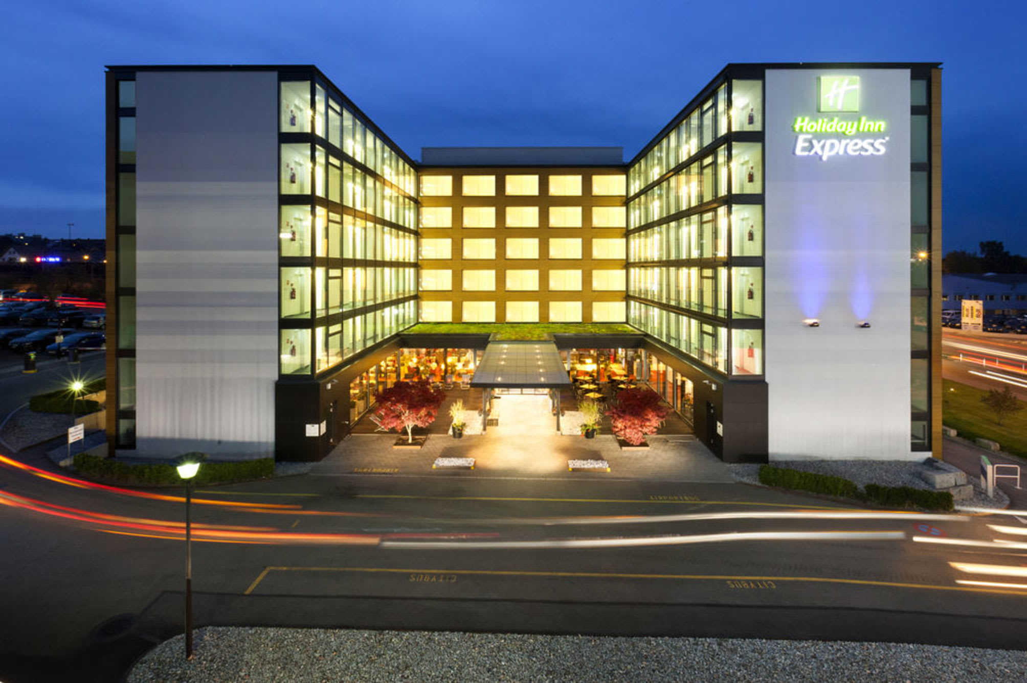 Holiday Inn Express ZÜRICH AIRPORT by IHG 4