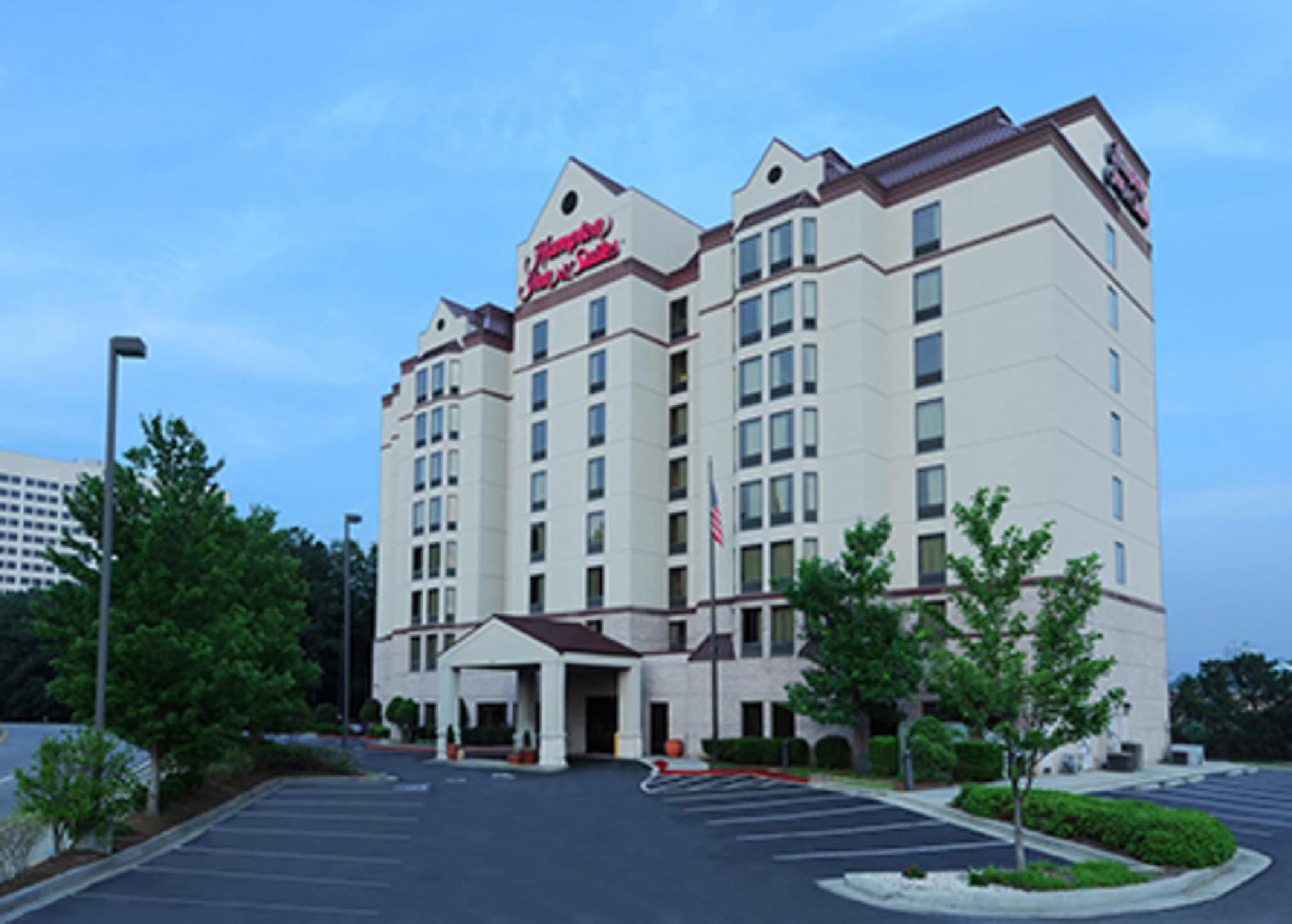 Hampton Inn & Suites Atlanta-Galleria 2