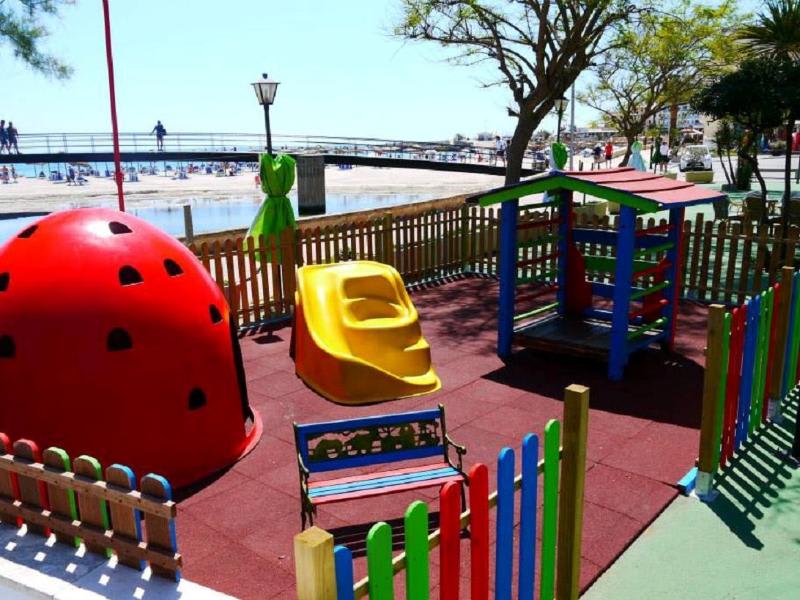 Apartamentos Playa Moreia 2