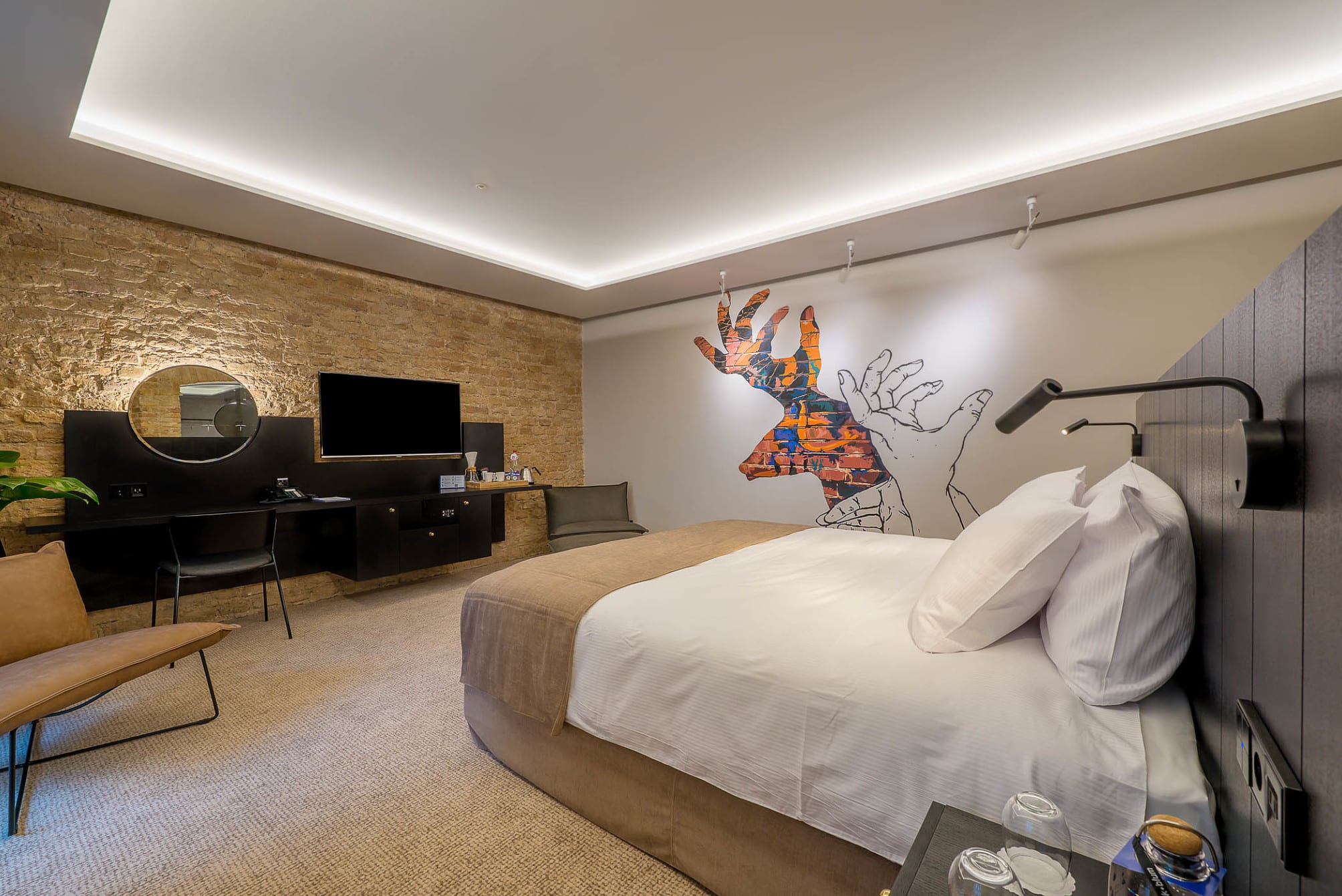 Artagonist Art Hotel 5