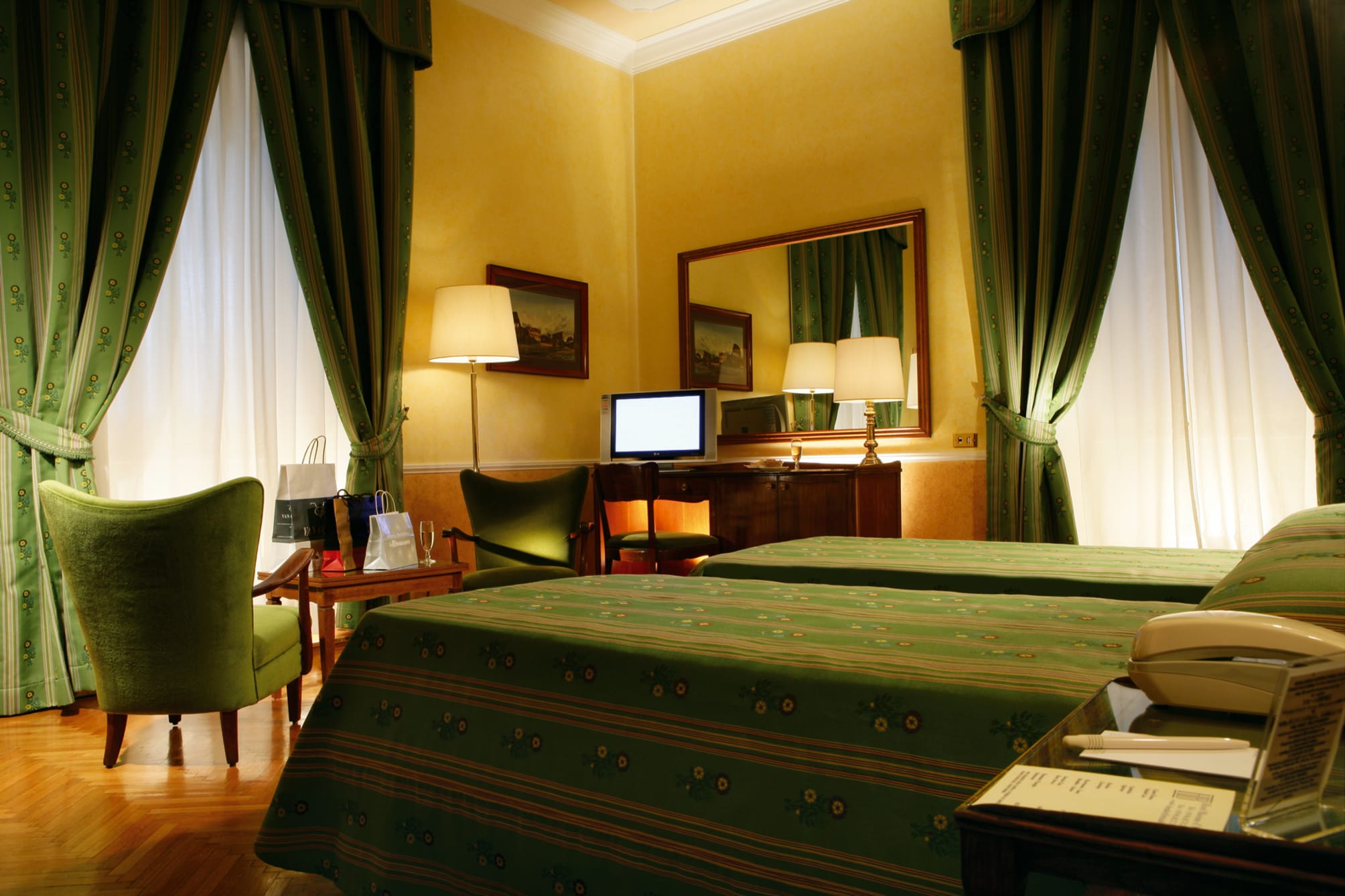 Bettoja Hotel Massimo d'Azeglio 4