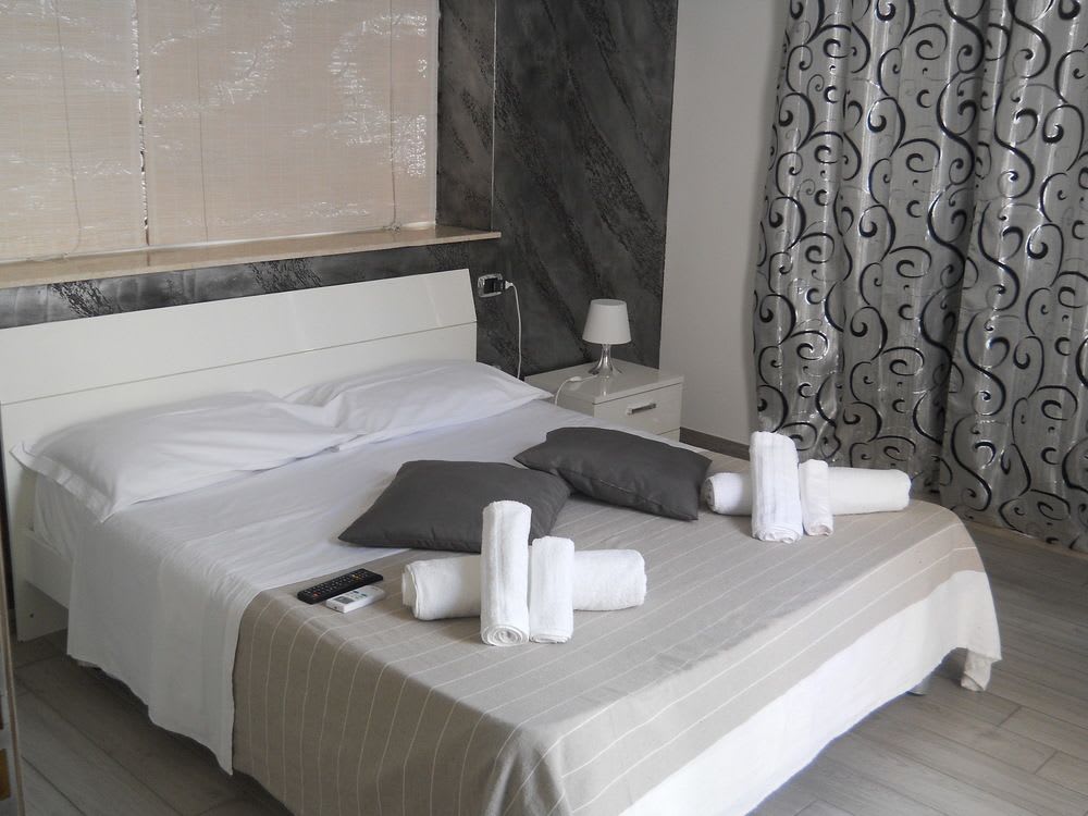 Marseille - Sicile - White Beach BeB