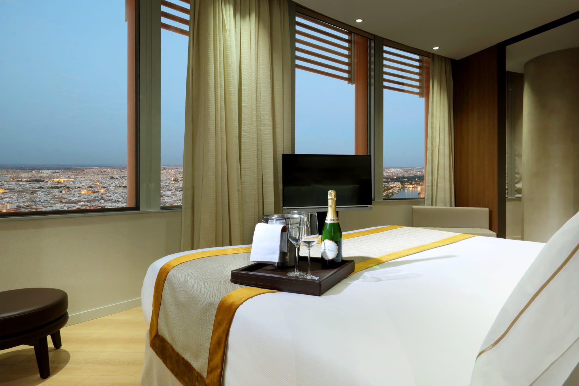 Eurostars Torre Sevilla 3