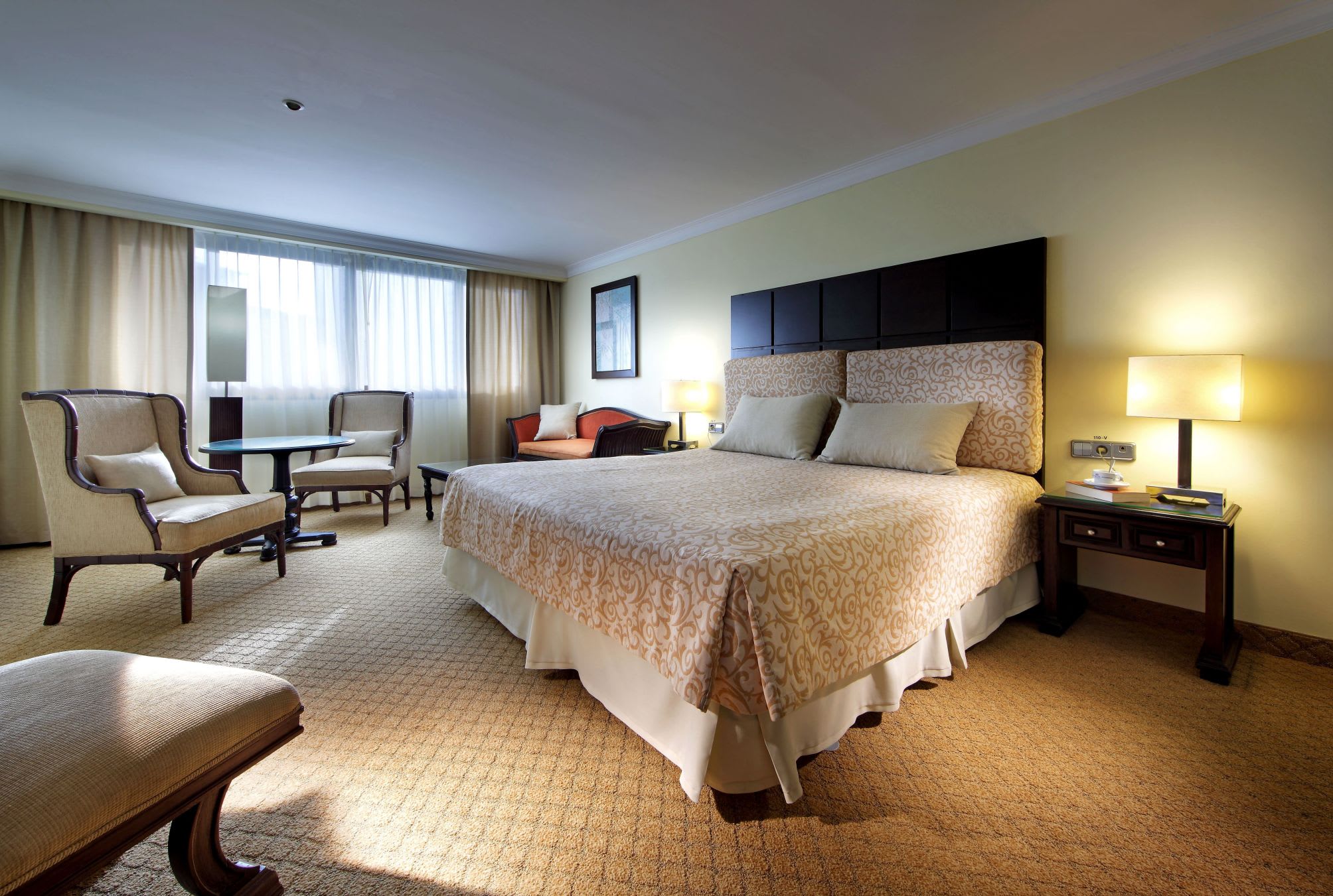 Dominican Fiesta Hotel 5