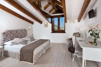 Paris - Amalfi - Villa Maria