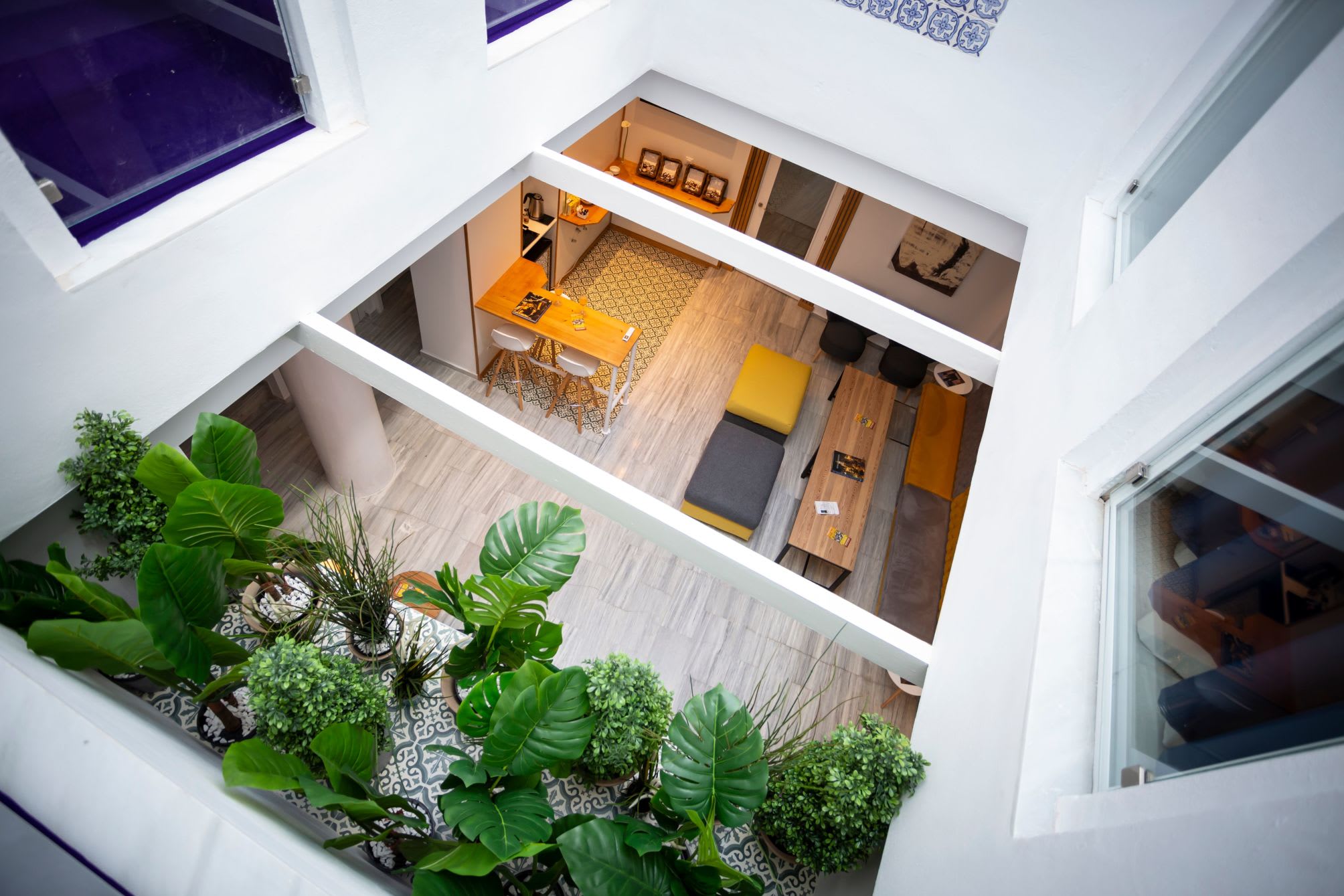 Basic Hotel Sevilla Catedral 4