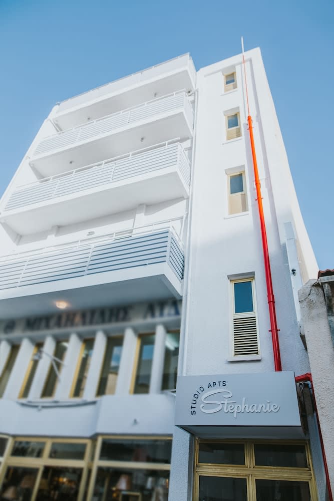 Marseille - Chypre - Stephanie Studios