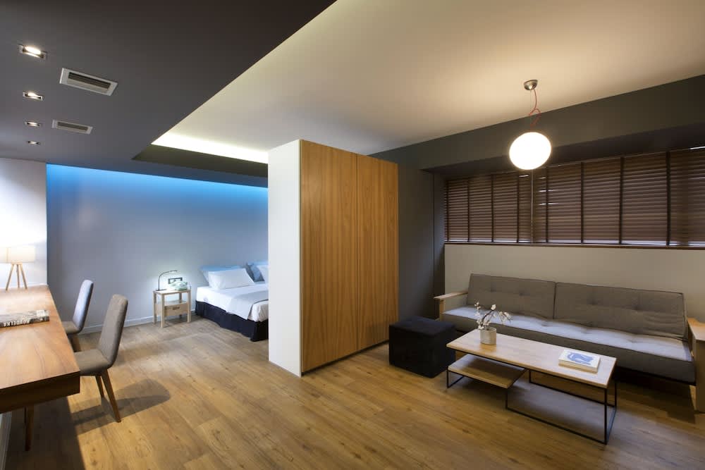 Paris - Athènes - Pi Athens