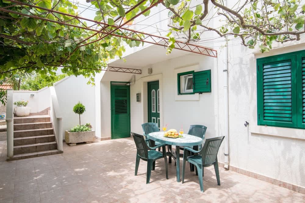 Marseille - Île de Brac - Apartments Tihana