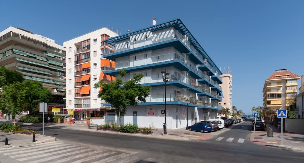 Paris - Fuengirola - Sur Suites La Dorada