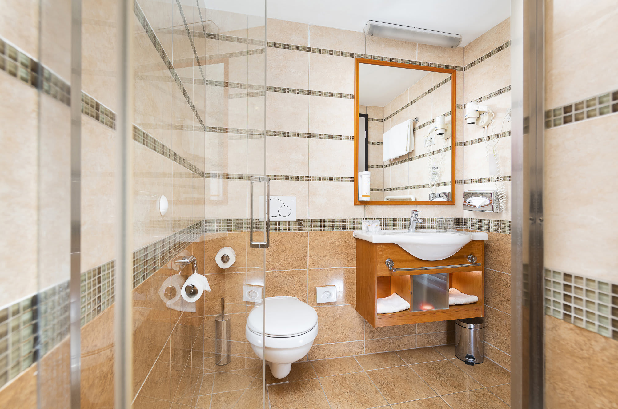 Three Corners Hotel Art 3