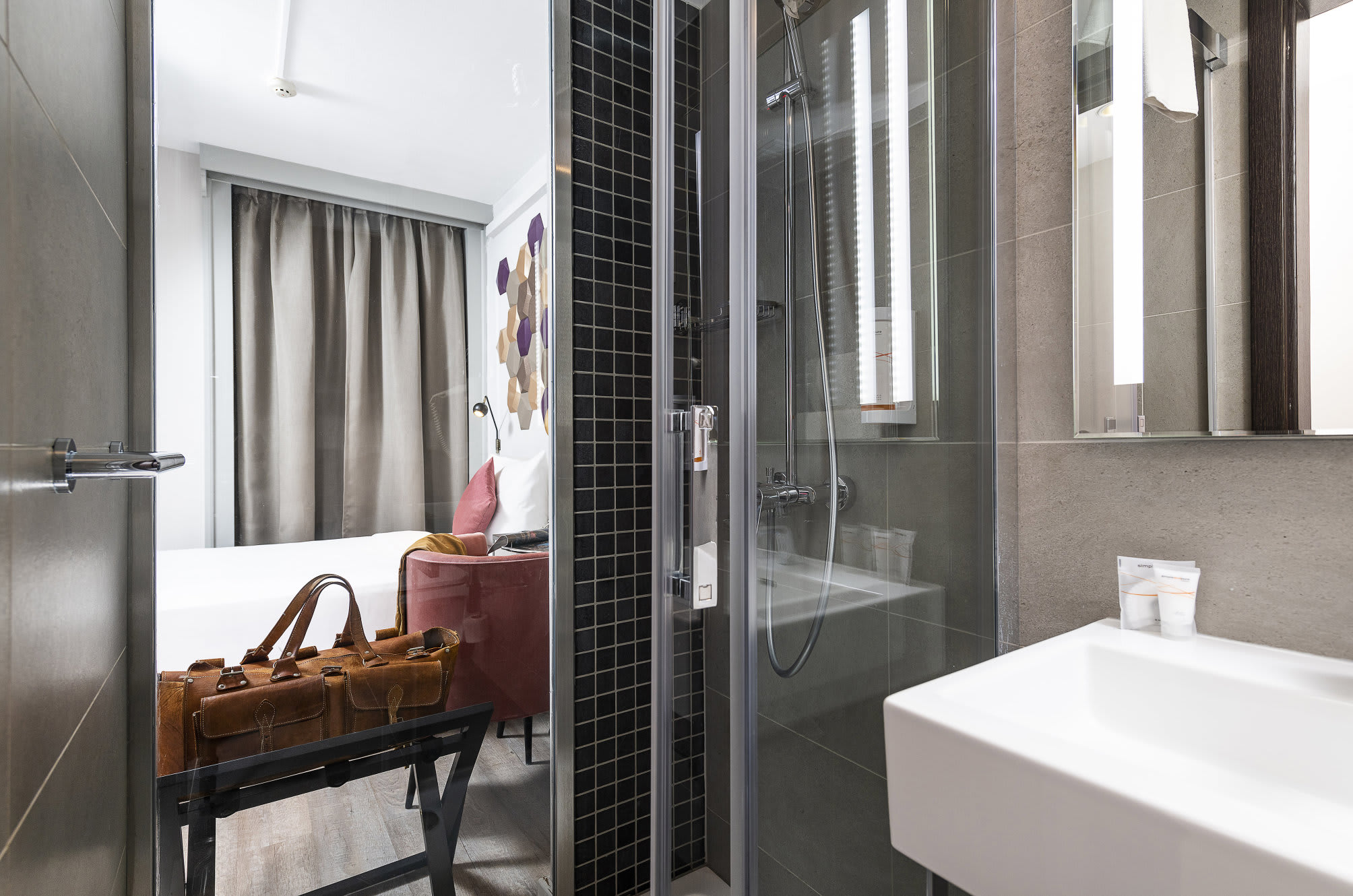 Three Corners Hotel Art 5