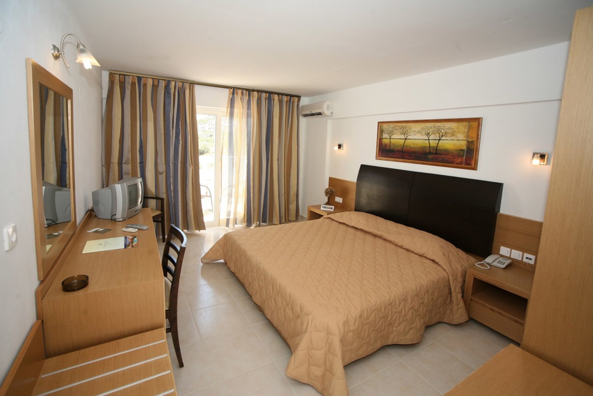 Mediterraneo Hotel 4