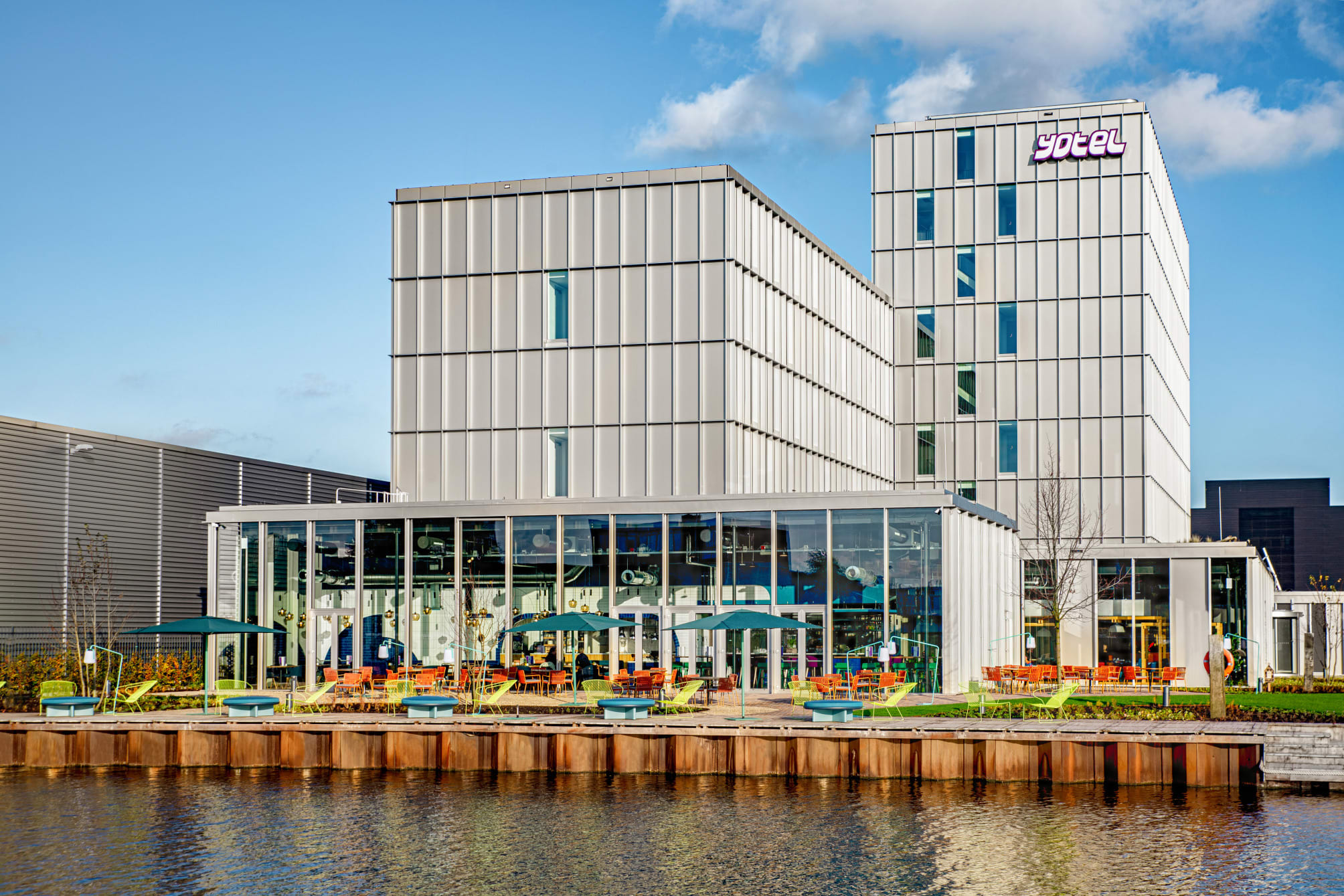 YOTEL Amsterdam 5