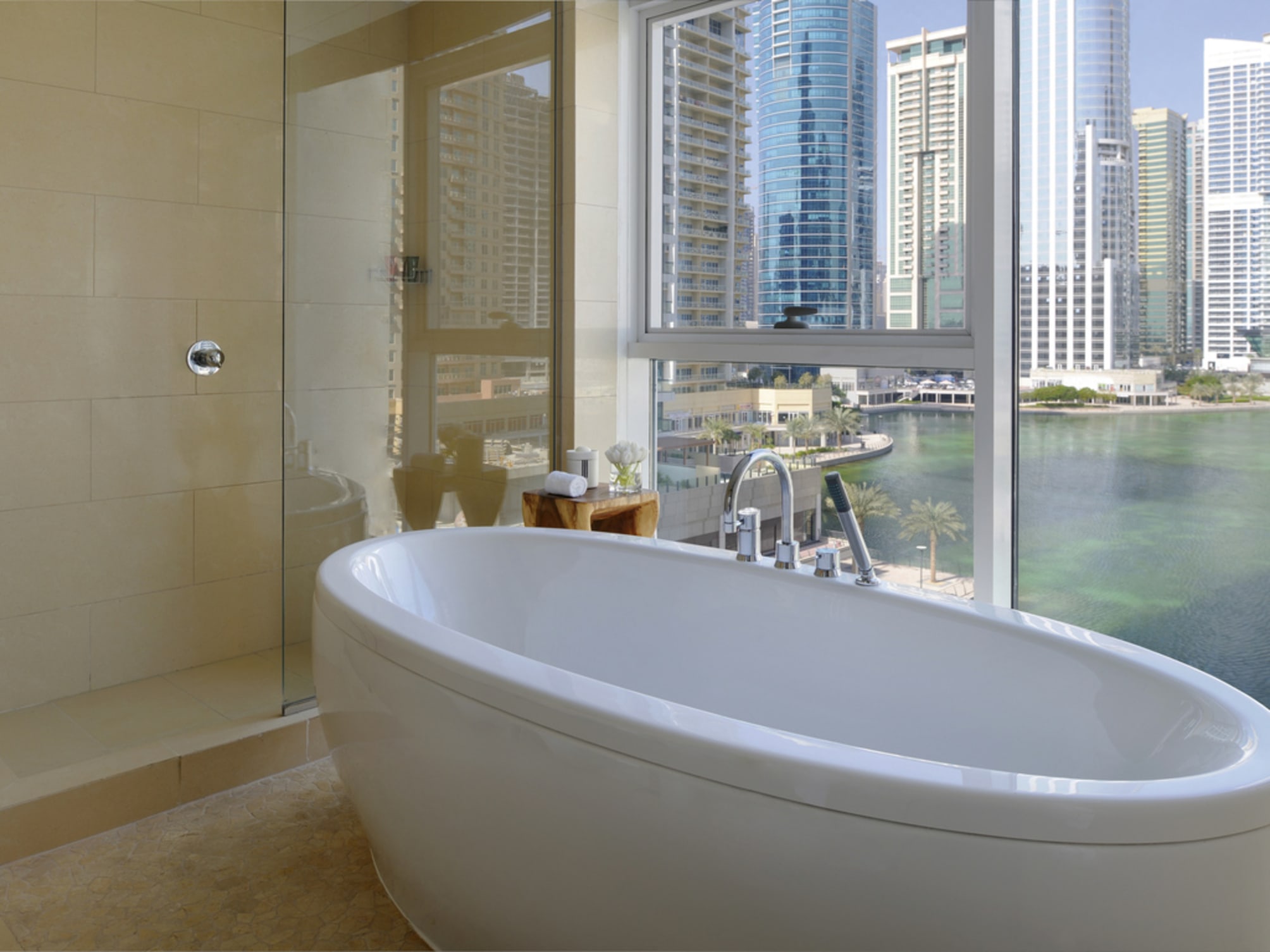 Mövenpick Hotel Jumeirah Lakes Towers Dubai 3