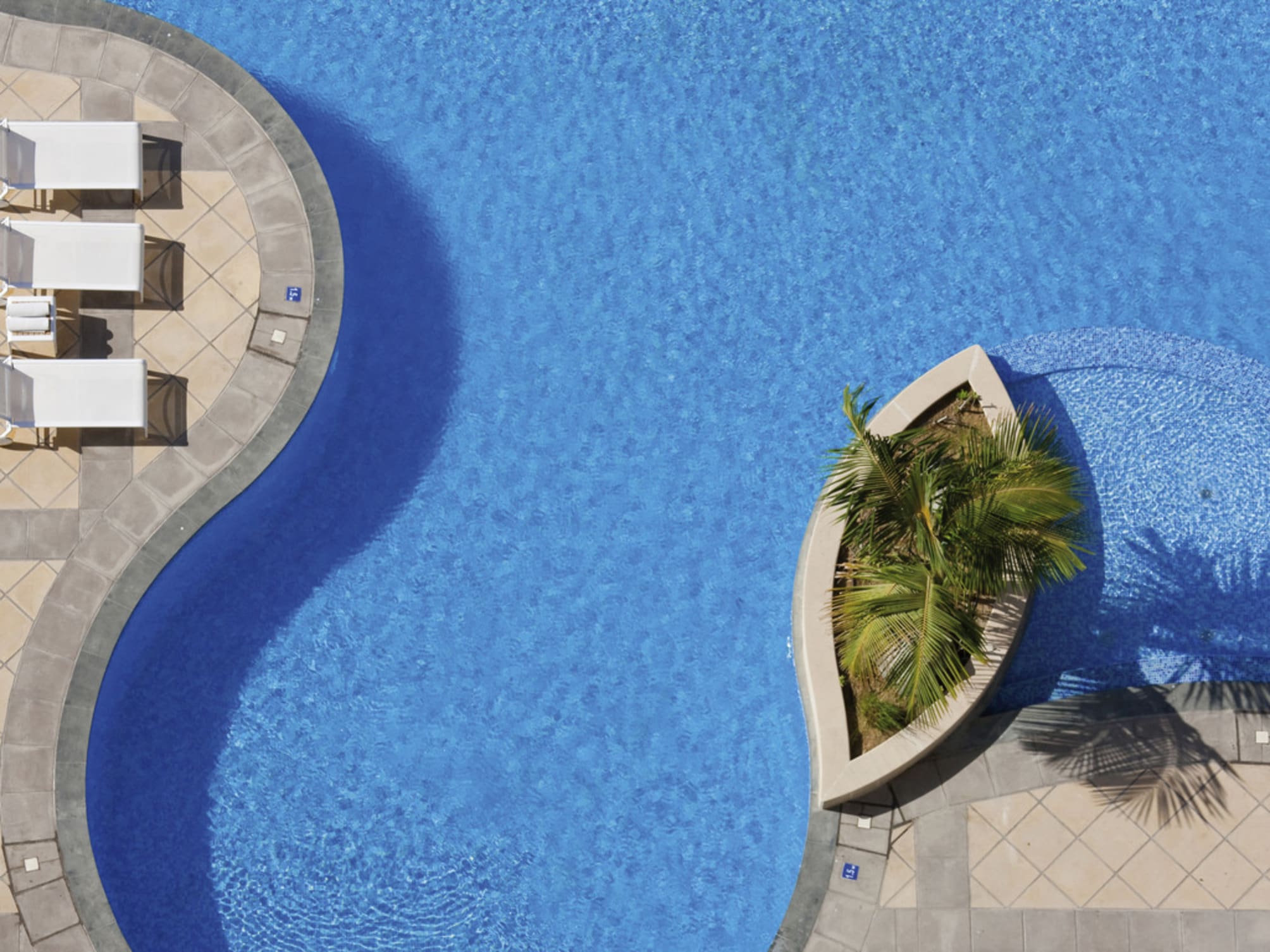 Mövenpick Hotel Jumeirah Beach 1