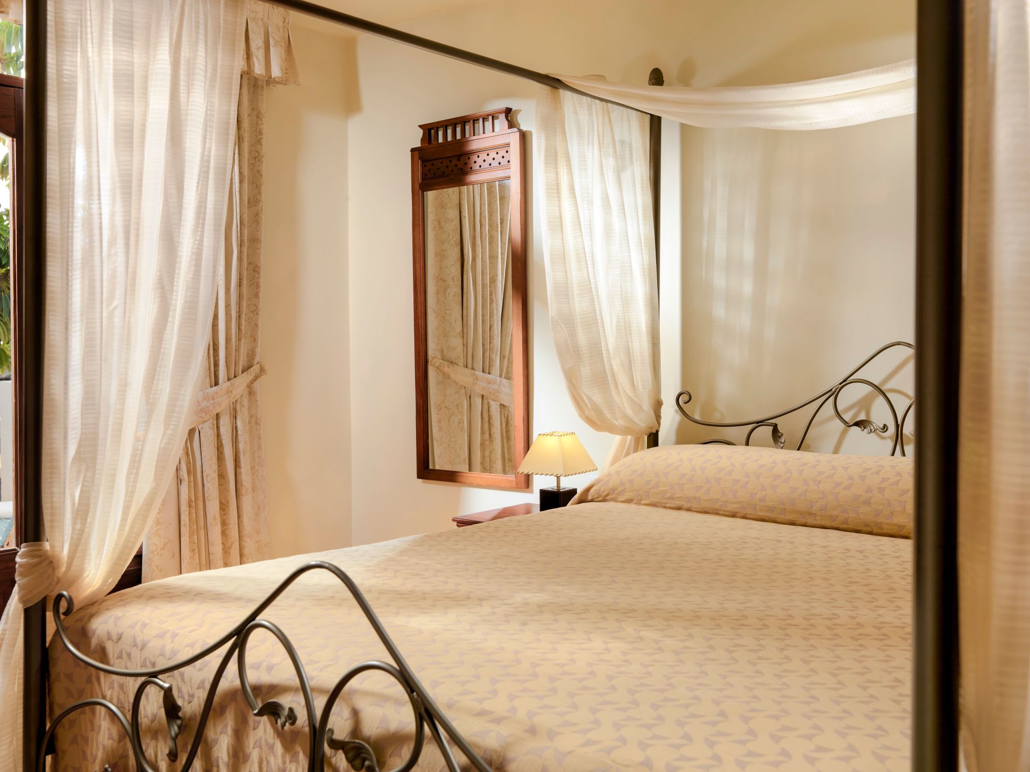 Regency Country Club, Apartments Suites 3