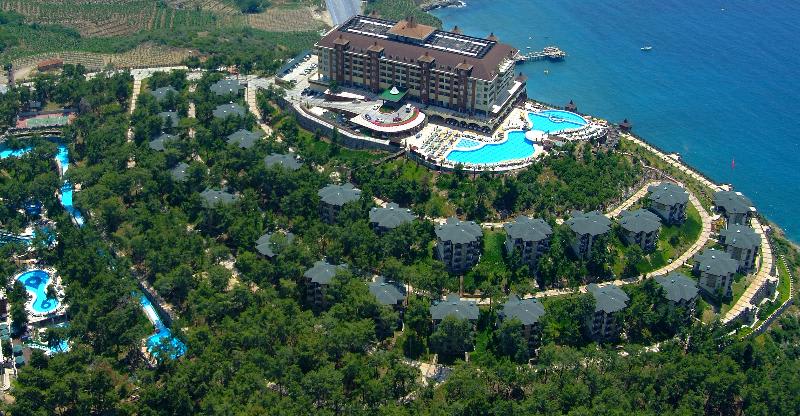 Utopia World Resort Hotel 2