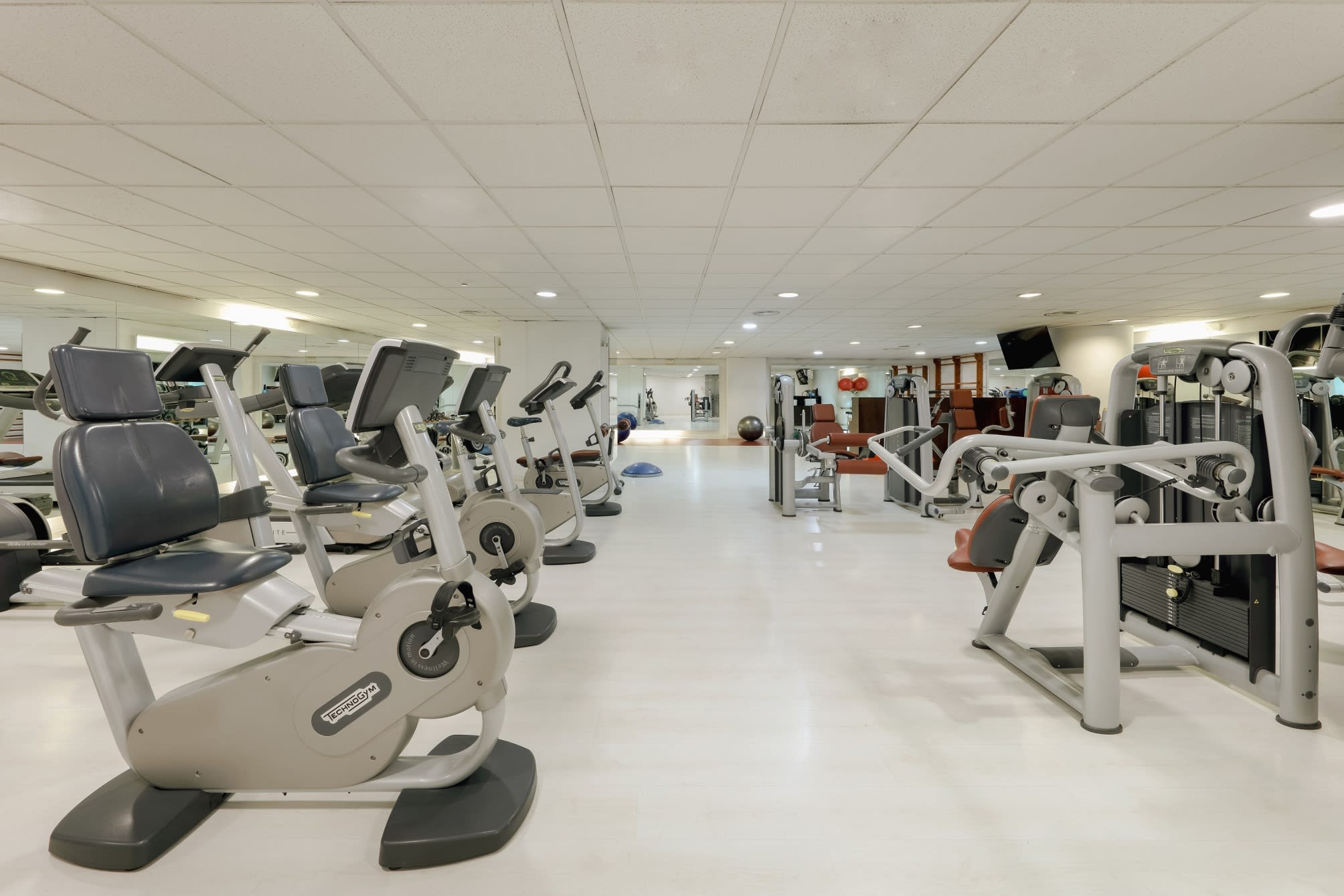 Hesperia Barcelona Sant Just 3