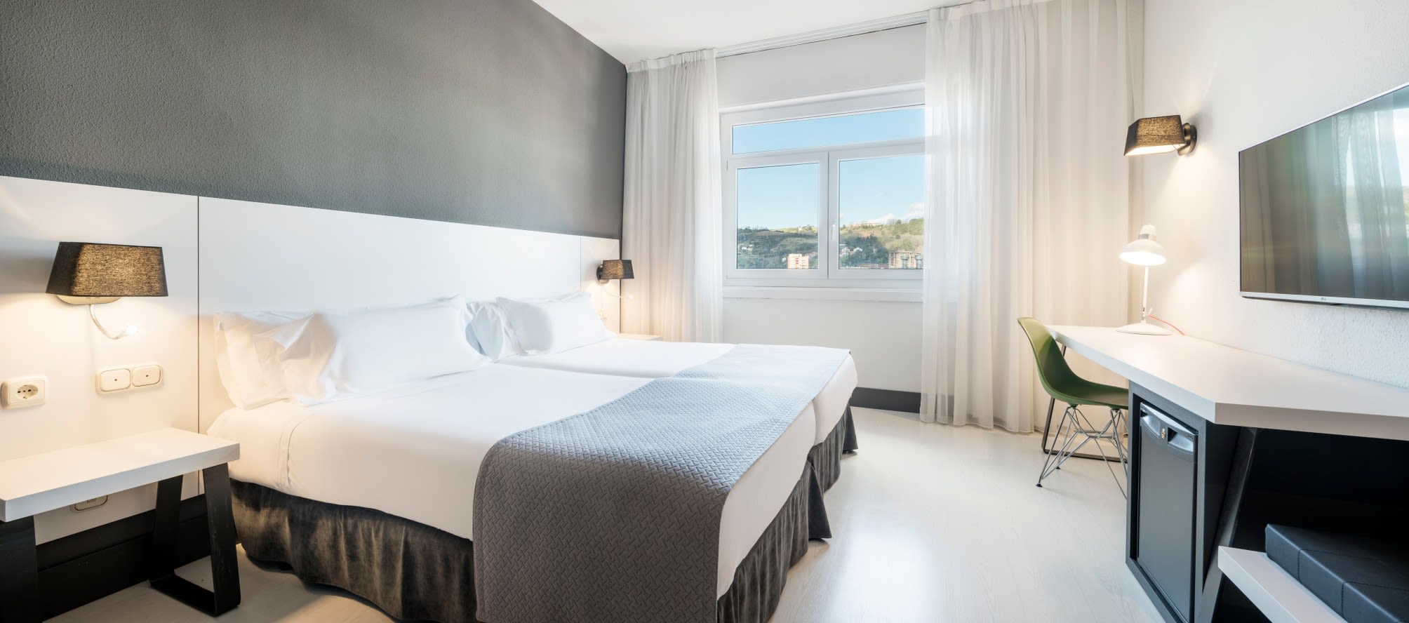 Hotel Ilunion Bilbao 5