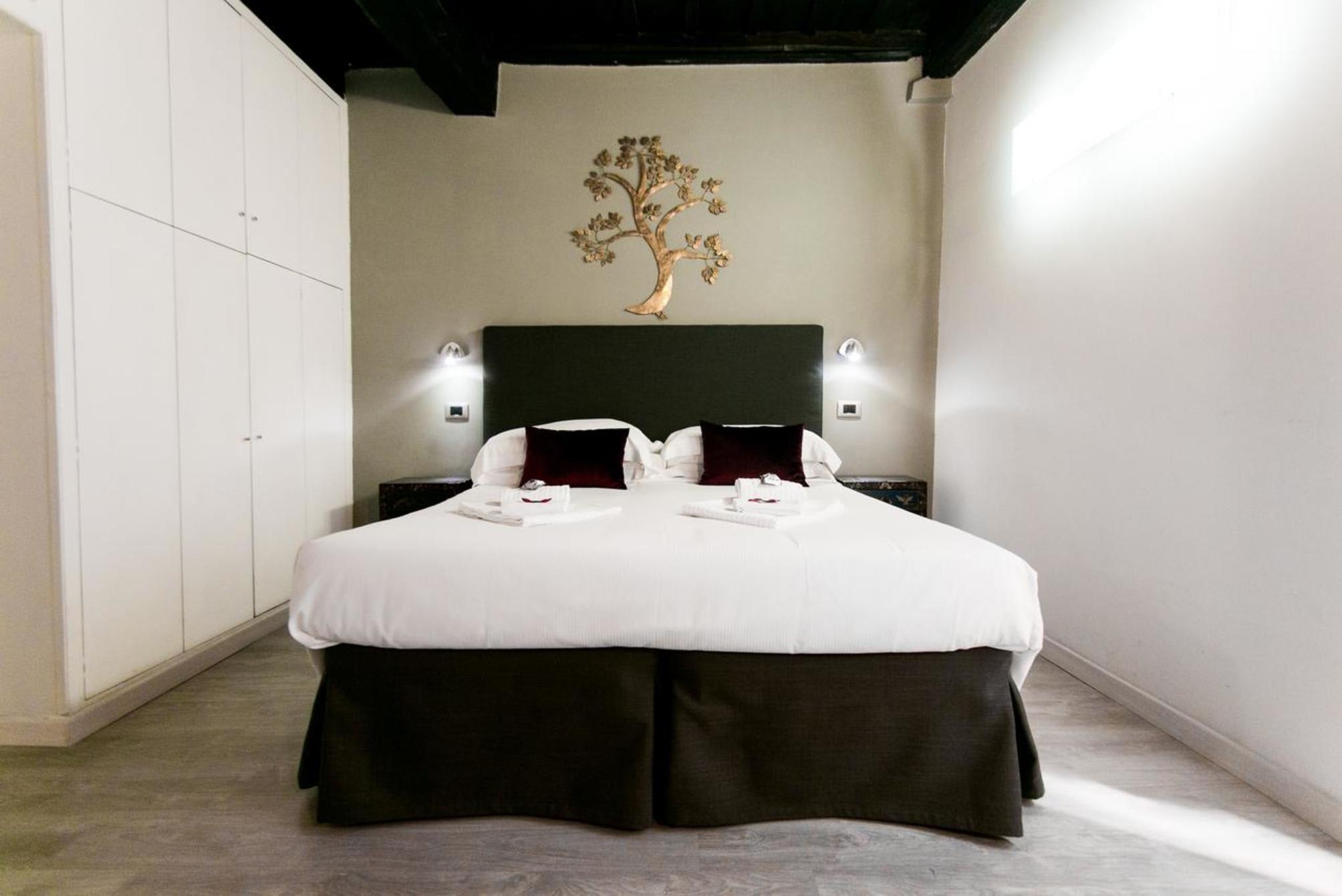 Navona First Rooms 1