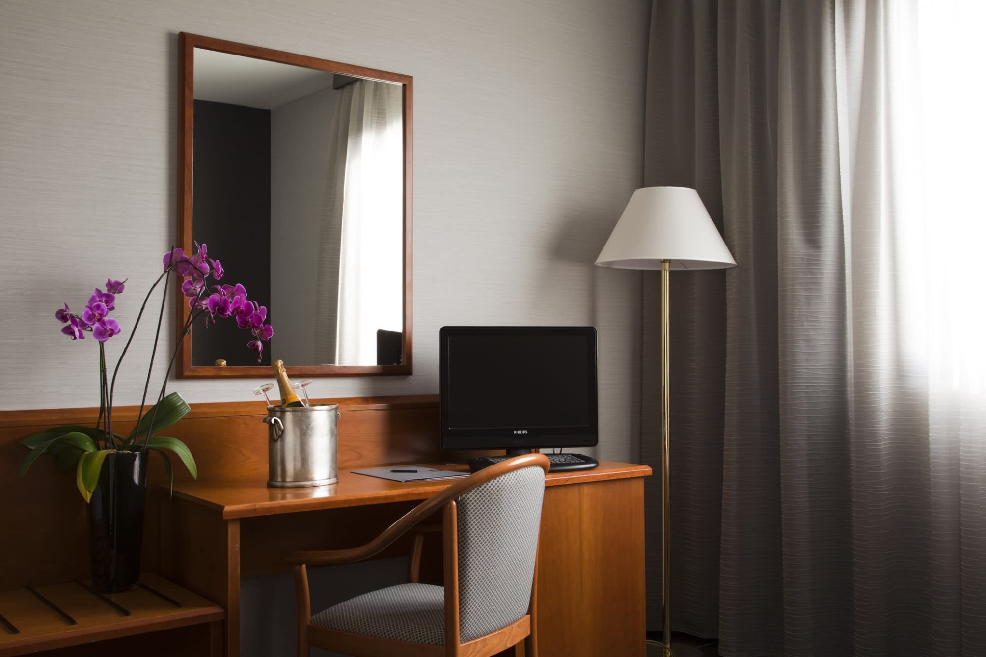 Hotel Zone 2