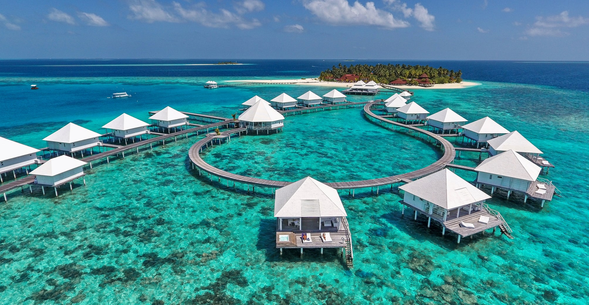 Diamonds Thudufushi 1