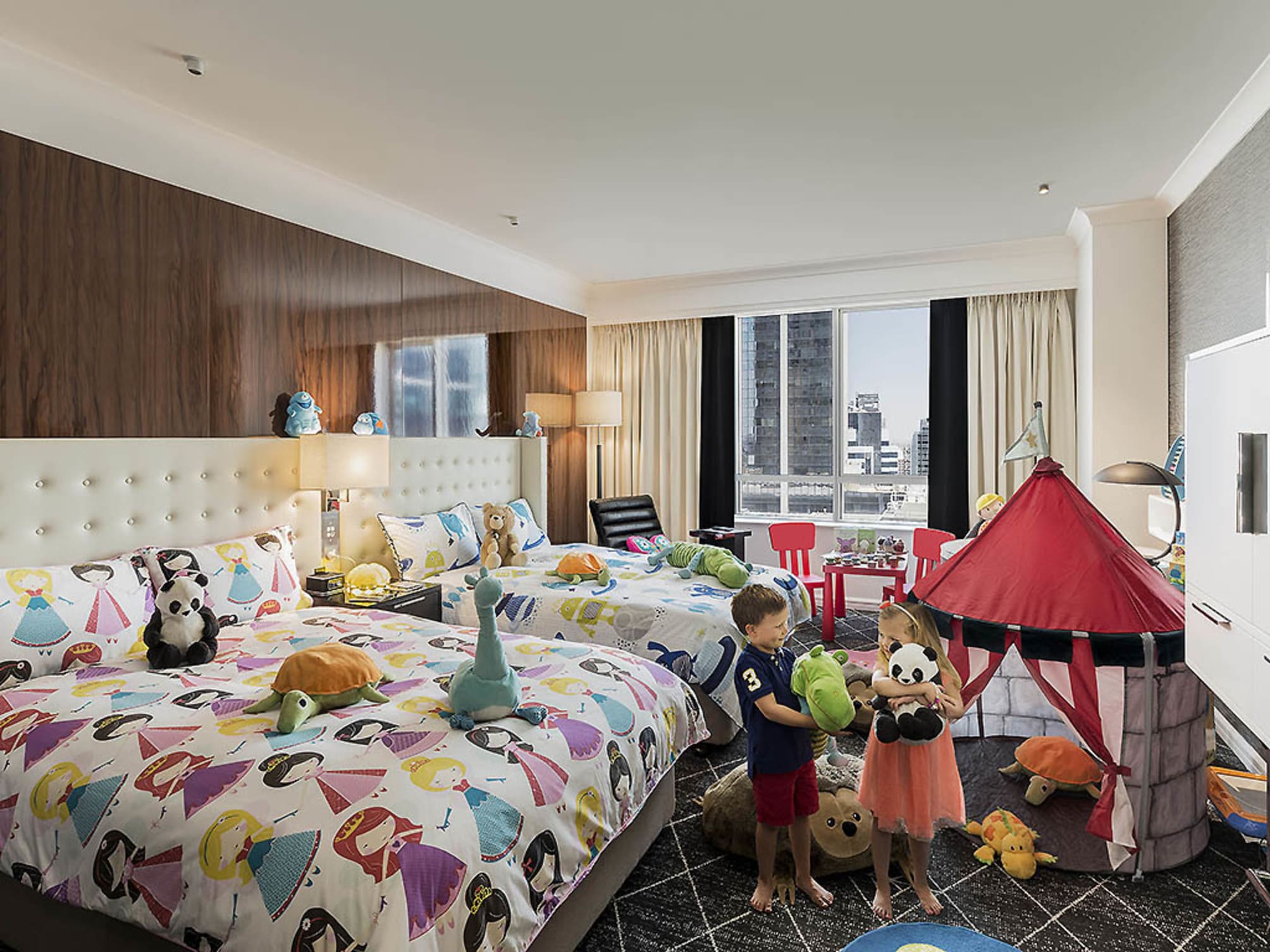 Swissotel Sydney 2