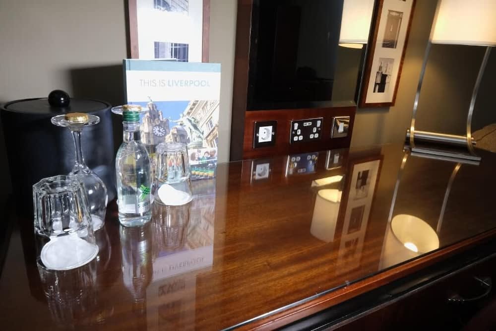 Crowne Plaza LIVERPOOL JOHN LENNON AIRPORT by IHG 5