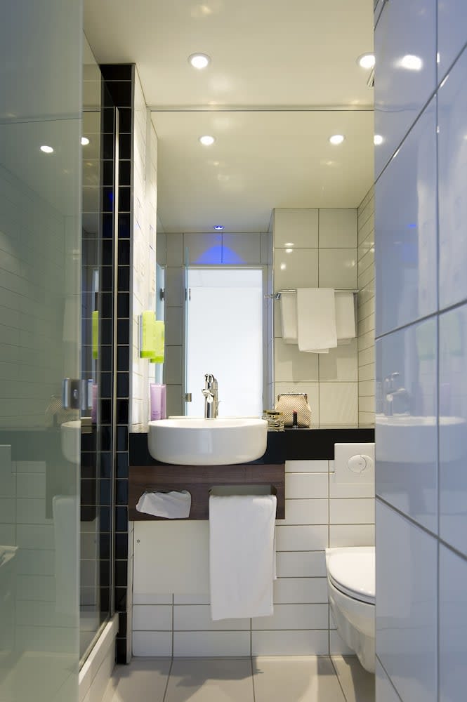 Holiday Inn Express LILLE CENTRE by IHG 5