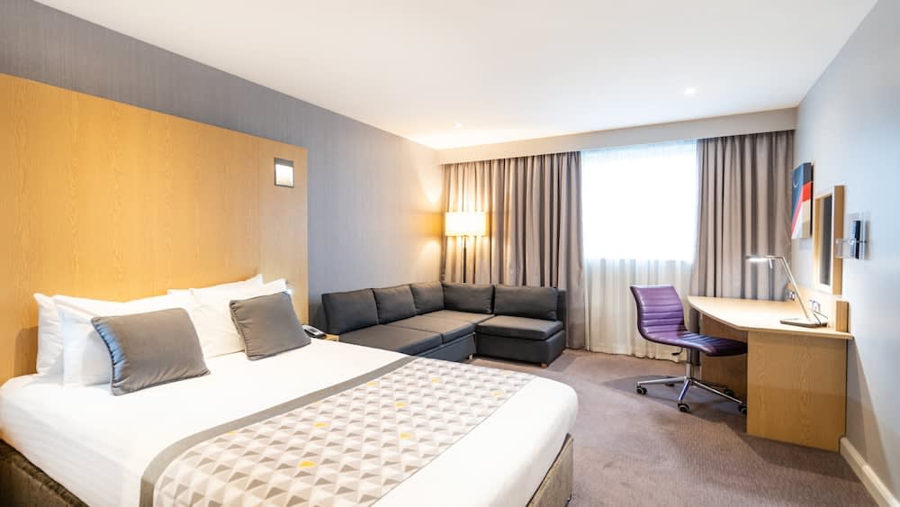 Holiday Inn LONDON - LUTON AIRPORT by IHG 4