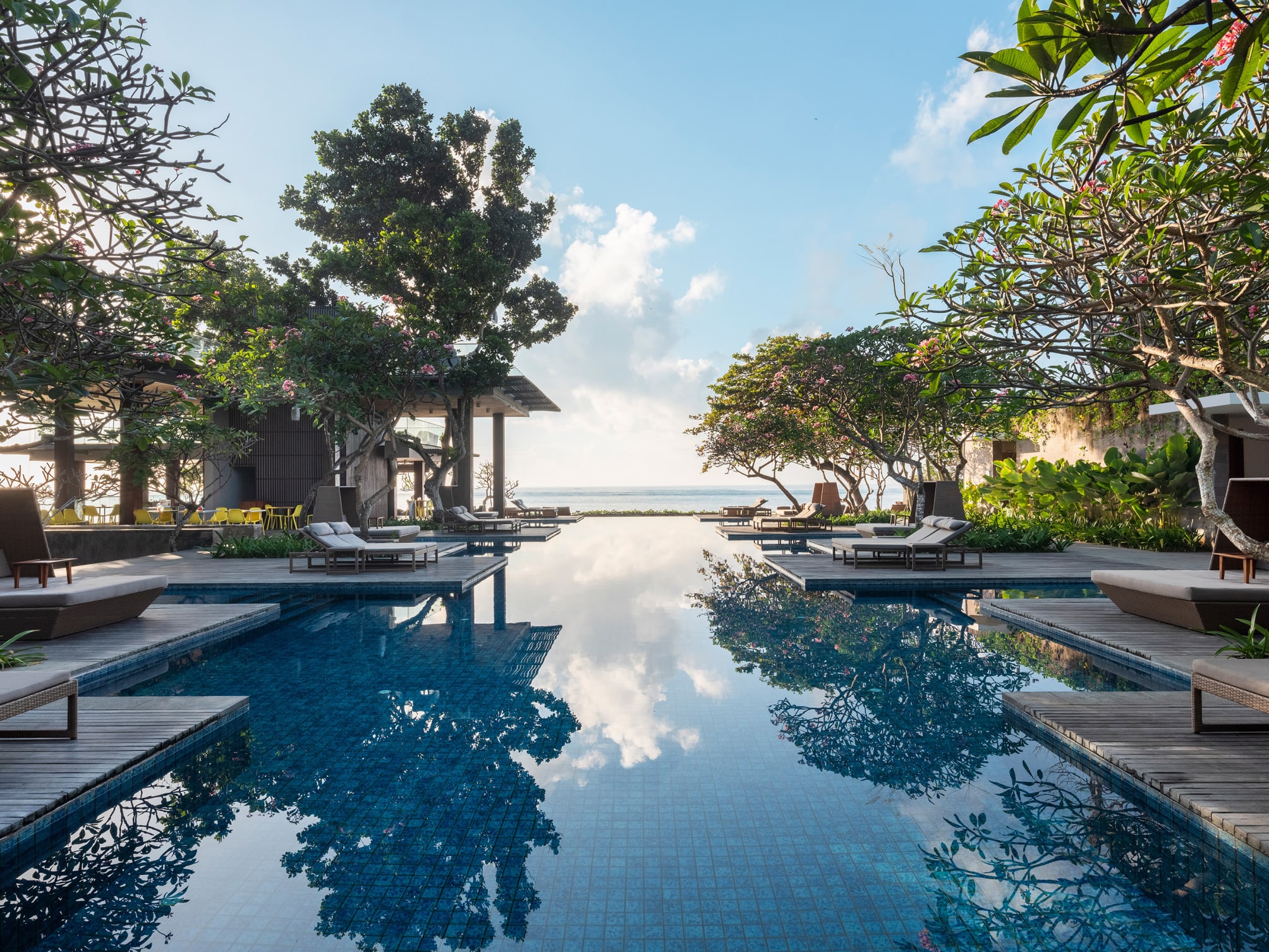 Maya Sanur Resort & Spa 1