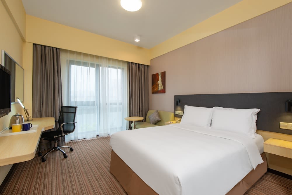 Holiday Inn Express SHANGHAI PUTUO by IHG 5