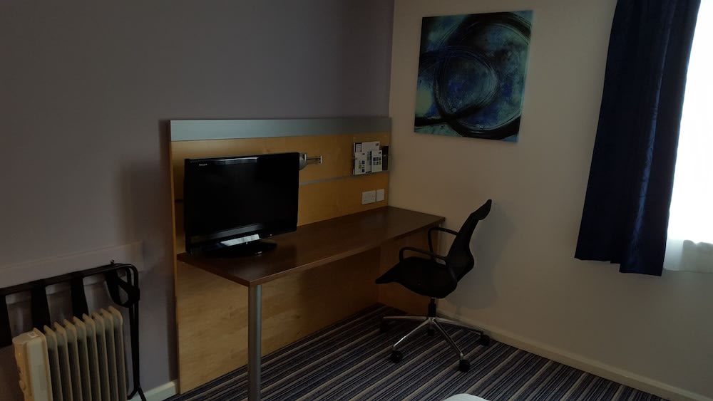 Holiday Inn Express BIRMINGHAM - CASTLE BROMWICH by IHG 2