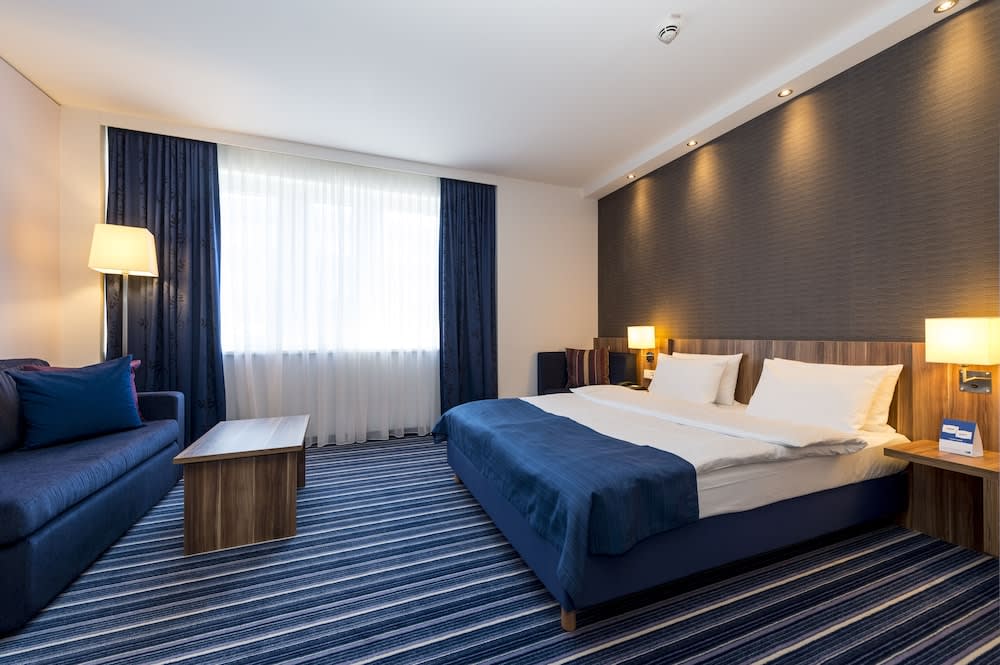 Holiday Inn Express BREMEN AIRPORT by IHG 3
