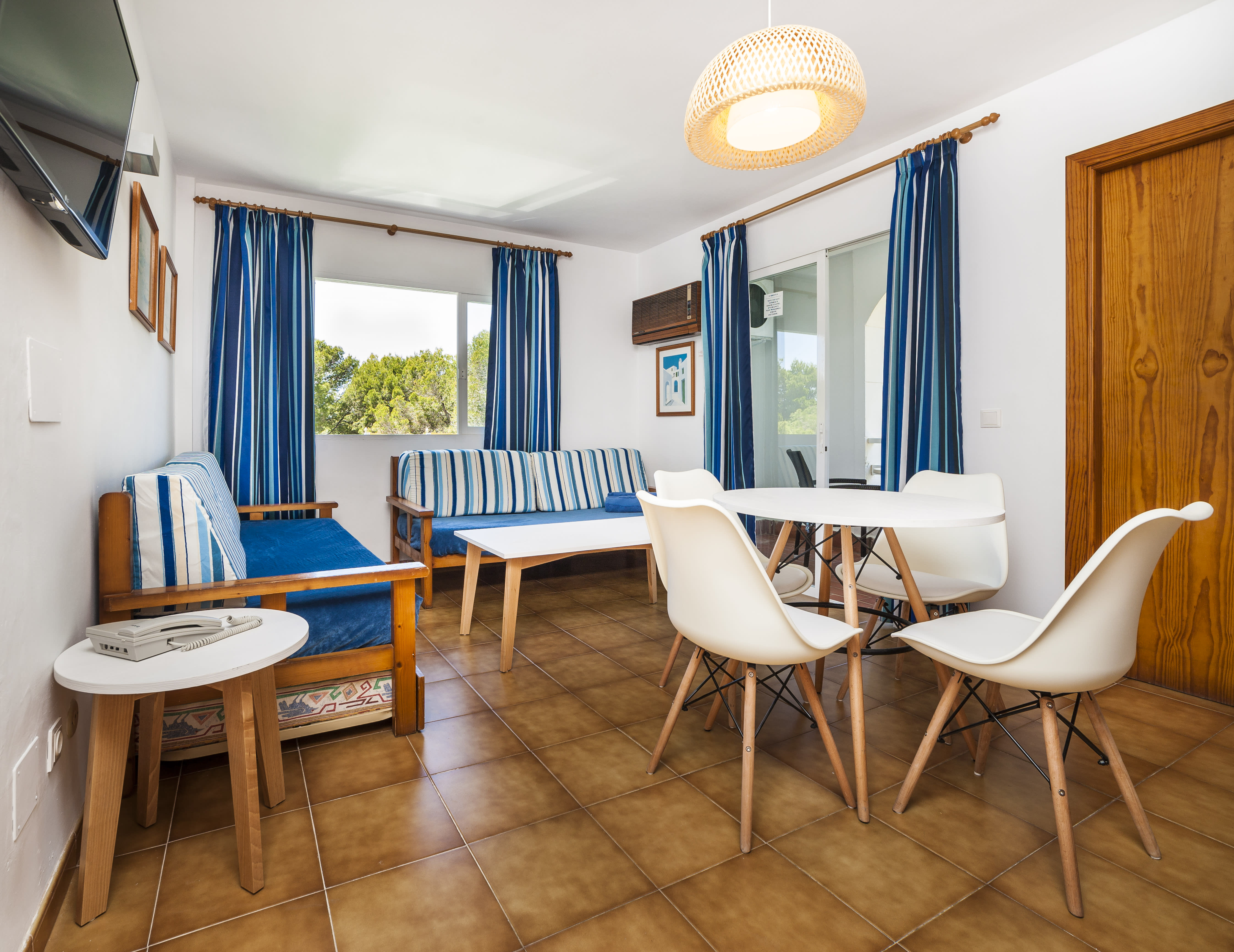 Globales Apartamentos Cala Viñas Adults Only + 16 4