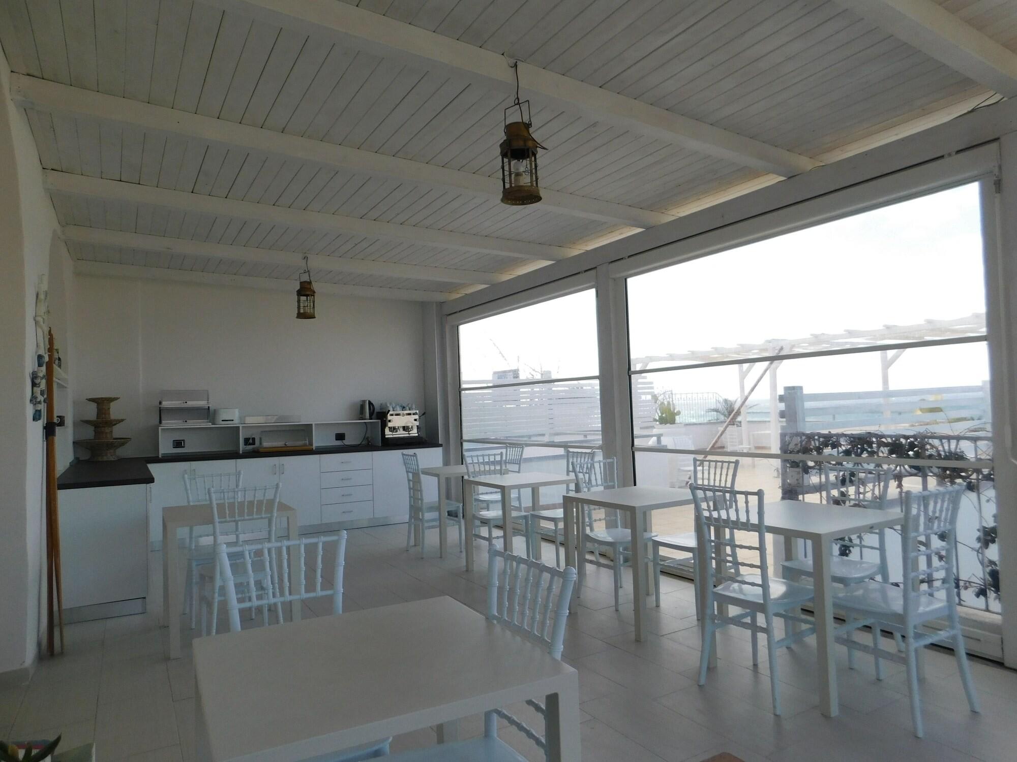 Paris - Tropea - La Porta del Mare