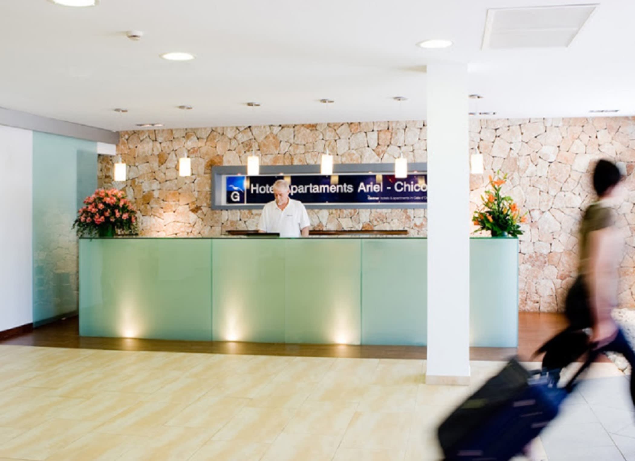 Paris - Majorque - Gavimar Ariel Chico Club & Resort