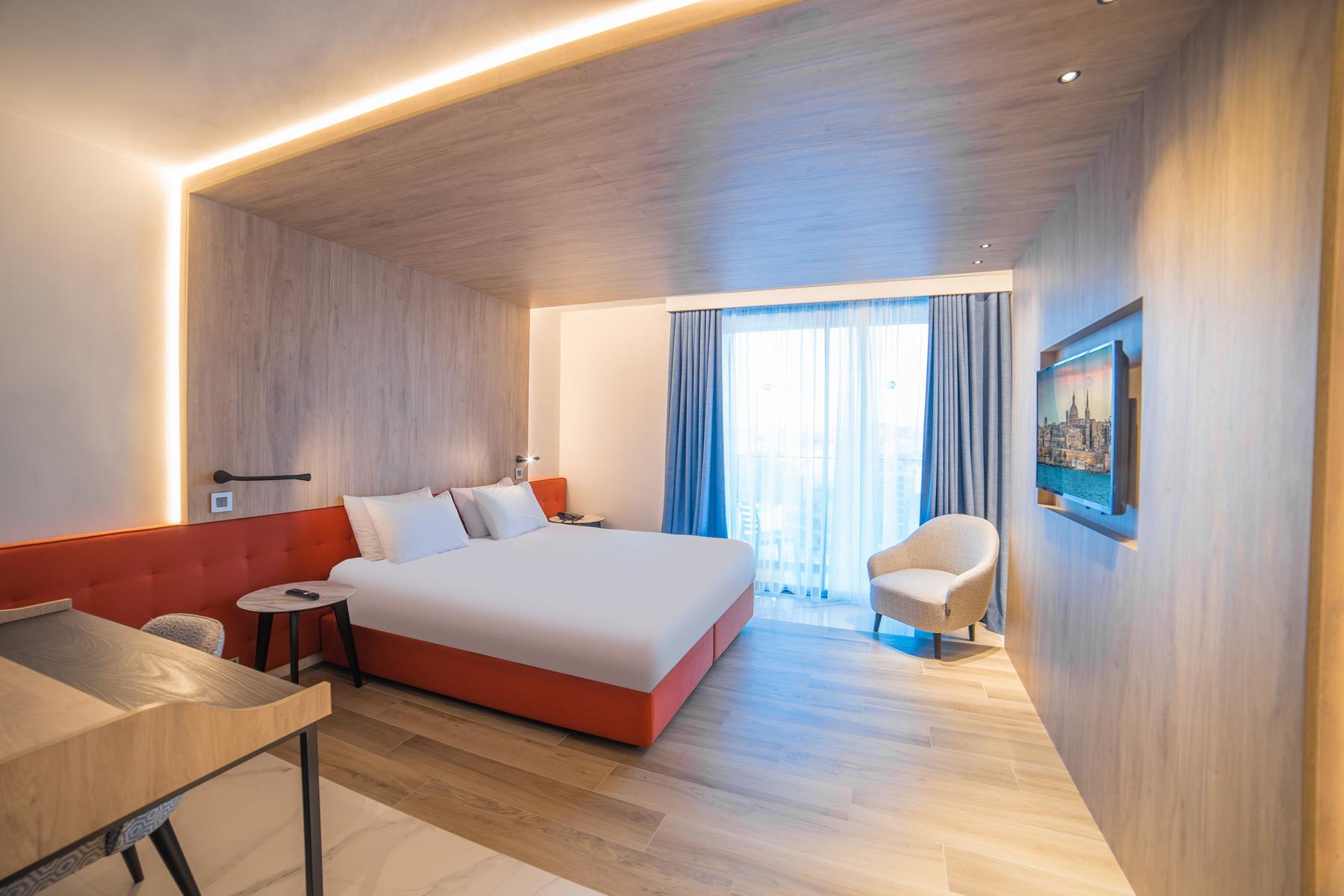 Paris - Sliema - Mercure Hotel St. Julian's