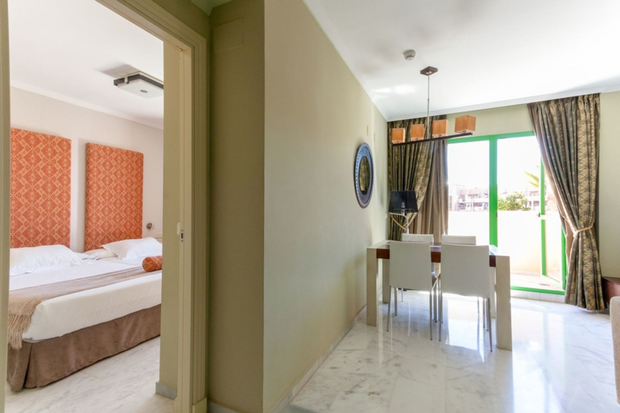 Holiday World RIWO Hotel. 3