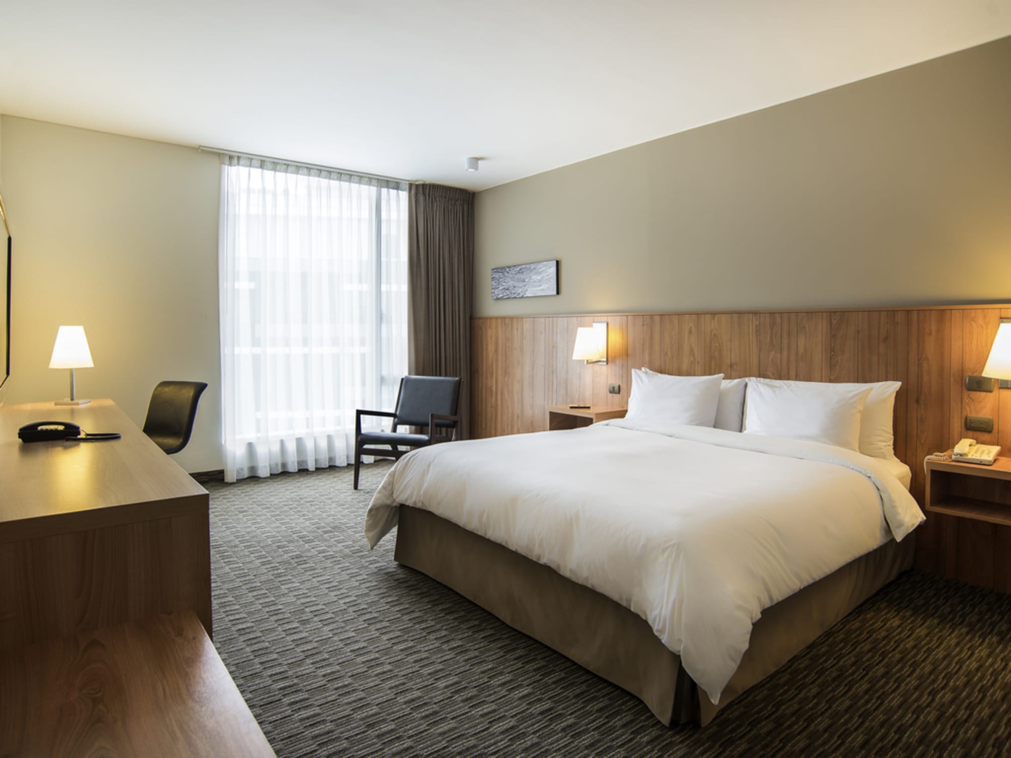 Pullman Lima San Isidro 3