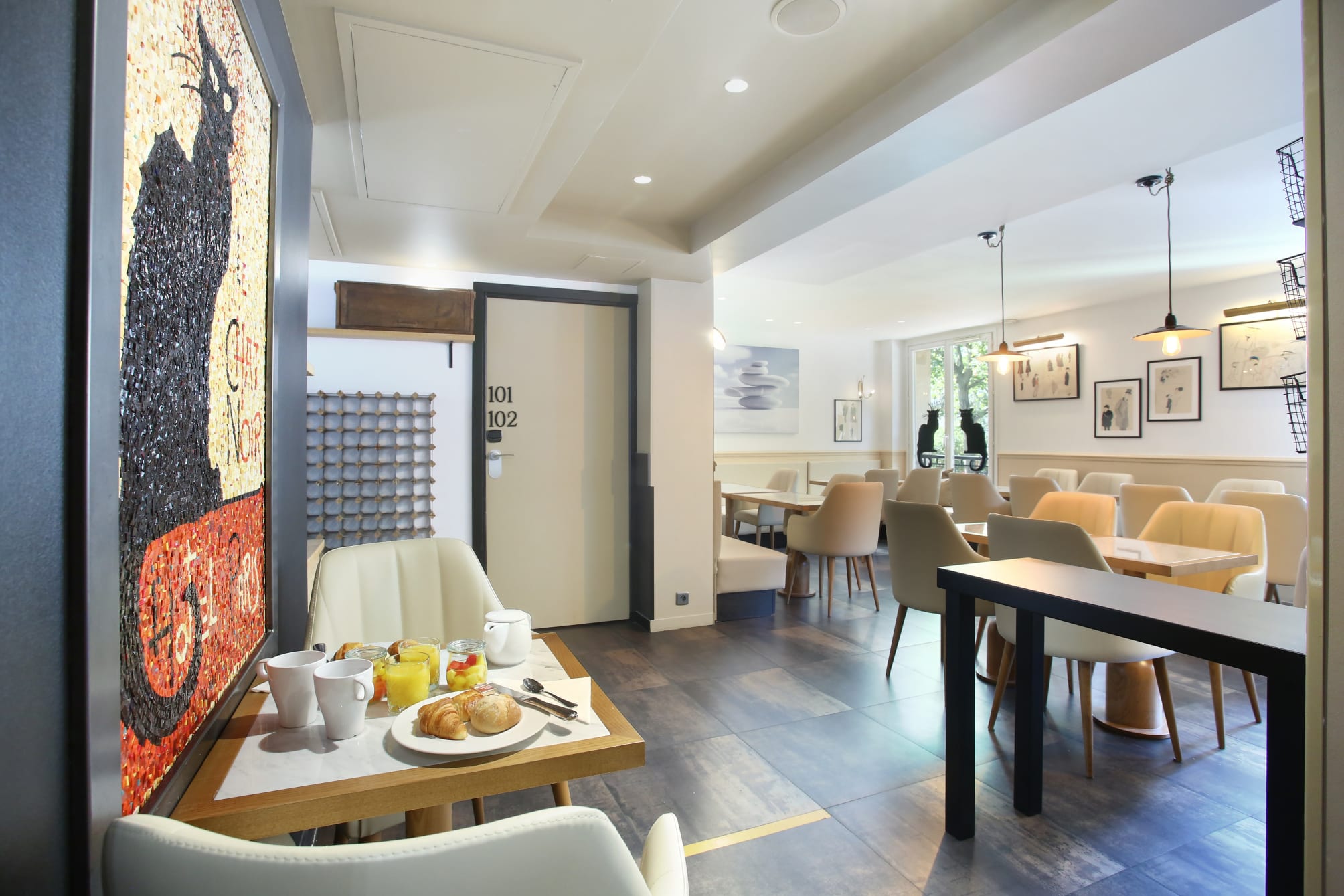 Hotel Le Chat Noir 5