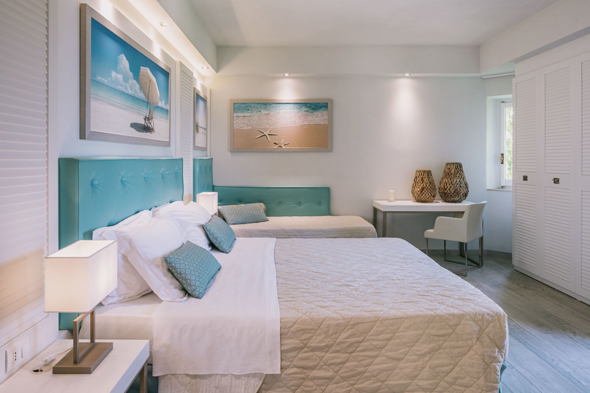 Mangia's Brucoli, Sicily, Autograph Collection 5