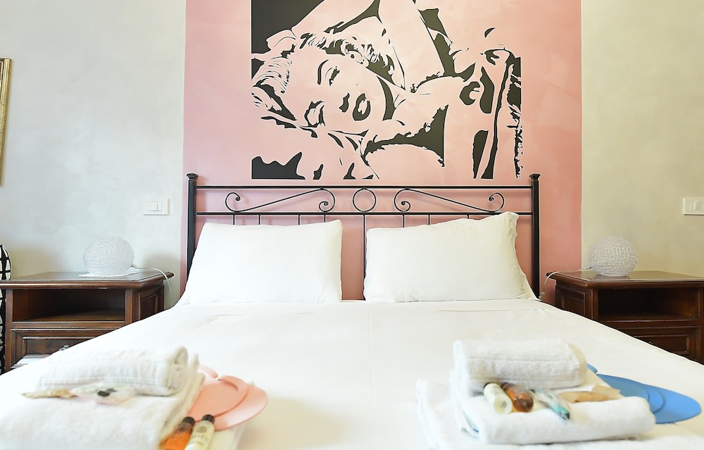 Lyon - Rome - IzzHome La Signorina