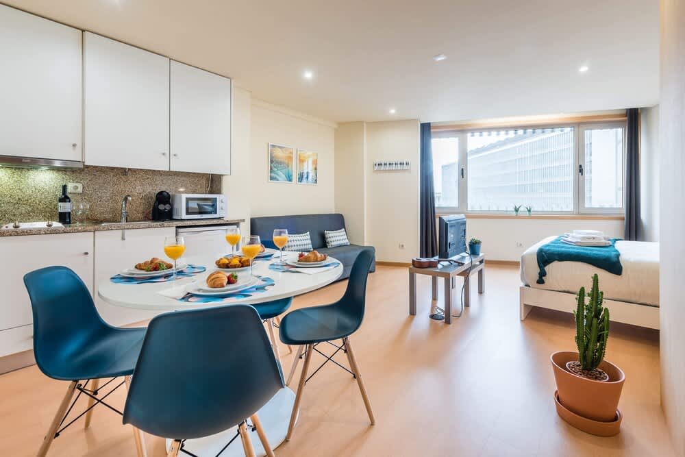 Lyon - Porto - Guestready - Musichall - The Phantom of the Opera