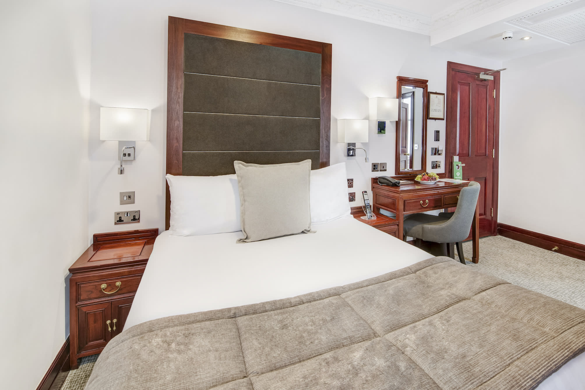 Gem Fitzrovia Hotel 4